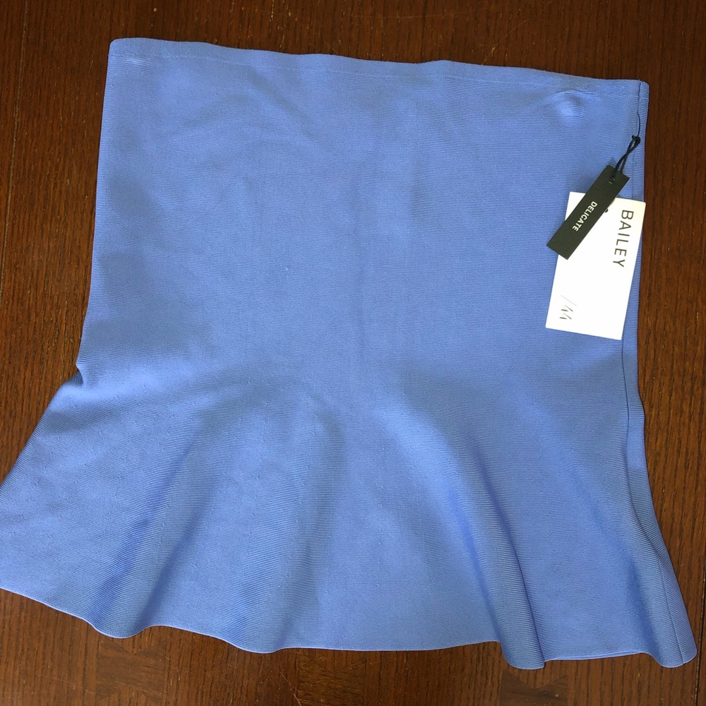 *MEDIUM* Bailey 44 strapless top
